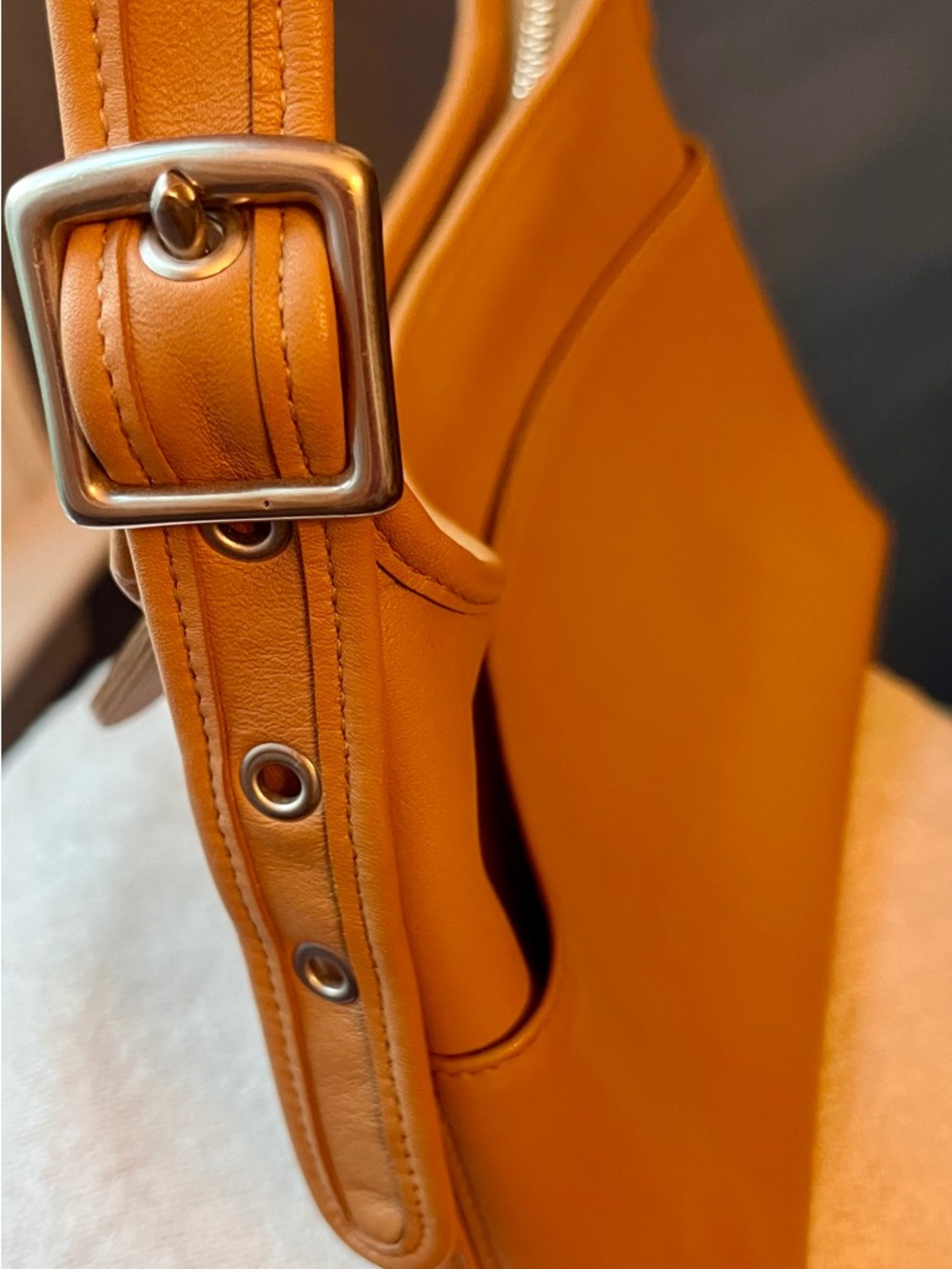 Vintage Coach Camel Legacy Zip
Hobo No. 9136 w/nickel
New without tags - Picture 6 of 16